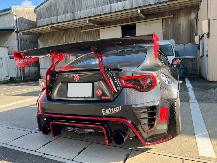 86のEat up⤴️・ロケットバニー86・やっぱりお尻は大事・斜めカラー・ハチビー愛好会に関するカスタム事例の投稿画像2枚目