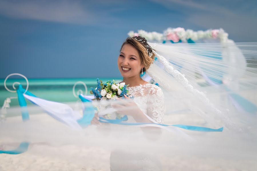 Bröllopsfotograf Evgeniy Maydan (sunweddingtours). Foto av 1 februari 2019