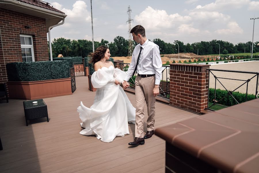 Fotografer pernikahan Anton Lavrin (lavrinwed). Foto tanggal 6 Januari 2022