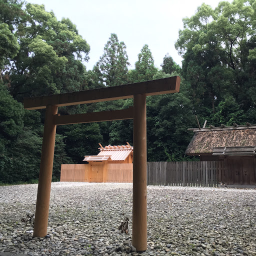 神麻続機殿神社