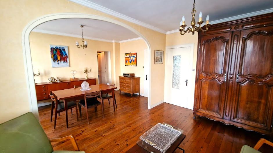 Vente maison 7 pièces 118 m² à La Châtaigneraie (85120), 85 200 €