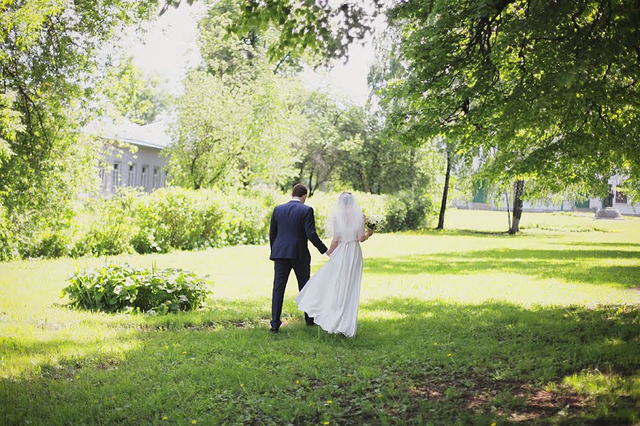 Wedding photographer Irina Rodina (irinarodina). Photo of 13 February 2014