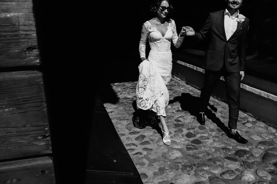 Fotógrafo de casamento Darya Elfutina (elfutina). Foto de 24 de julho 2017