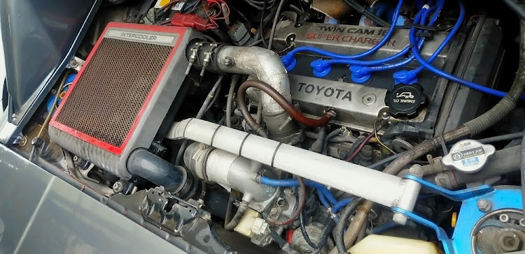 MR2のユーザー車検・3ナンバー公認・毎月8日はリトラの日・ミニカーマガジン ジェネレーター・アルテッツァはいいゾに関するカスタム事例の投稿画像5枚目