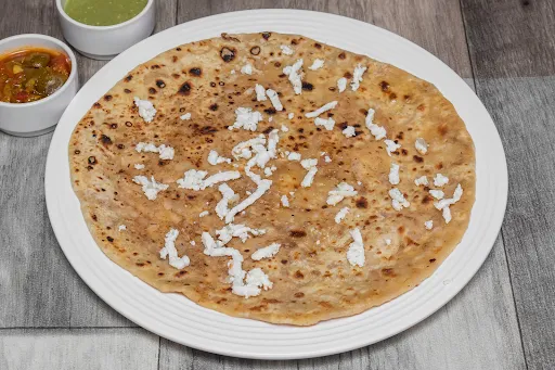 Lachha Paneer Paratha