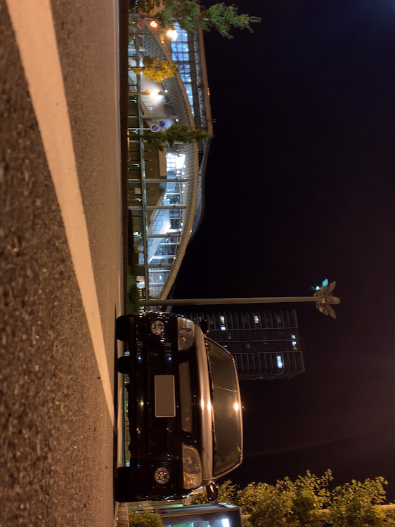 スイフトの日本平・激さむっ・夜のドライブ・若い子は元気だなぁに関するカスタム事例の投稿画像1枚目