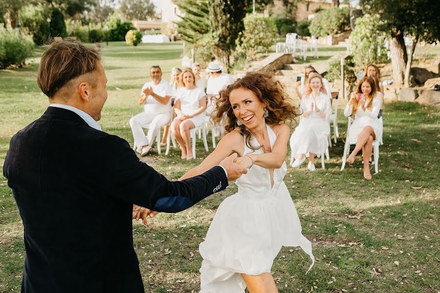 Fotografo di matrimoni Dasha Tebenikhina (tebenik). Foto del 24 marzo 2020