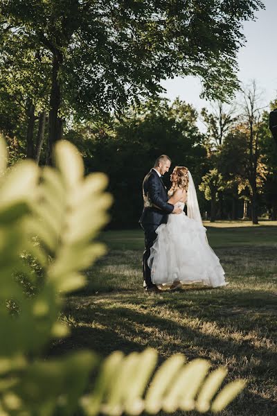 Photographe de mariage Verita Dolgos (blackrainphoto). Photo du 4 octobre 2021