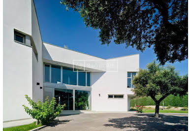 Maison avec piscine et terrasse 4