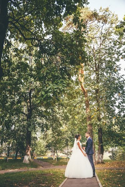 Hochzeitsfotograf Elena Sulikaeva (elenaph). Foto vom 18. März 2019