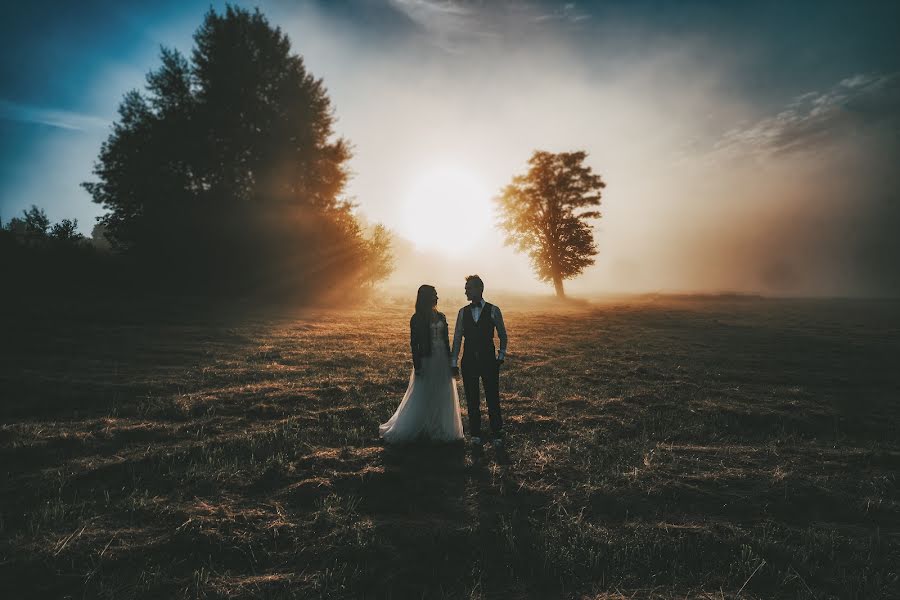 ช่างภาพงานแต่งงาน Łukasz Holisz (holiszfotografia) ภาพเมื่อ 24 กันยายน 2020