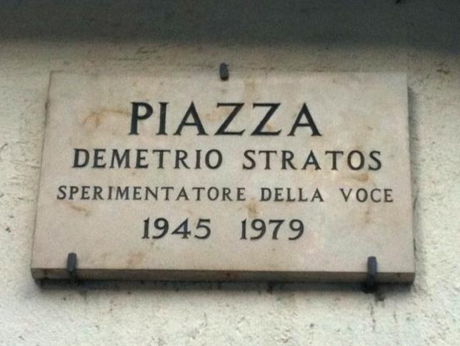 C:\Users\Alexis\Desktop\Demetrio Stratos\piazza-dedicata-a-d-stratos.jpg