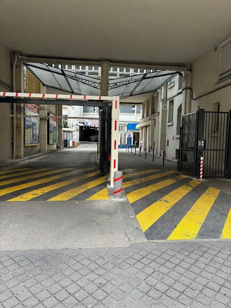 Vente parking  11.5 m² à Paris 17ème (75017), 30 000 €