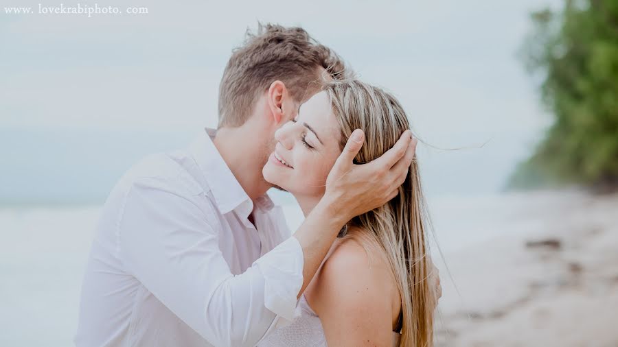 Fotografo di matrimoni Nadezhda Babushkina (nadya-ba). Foto del 23 settembre 2016