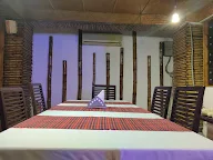 Holi Bar & Restaurant photo 1