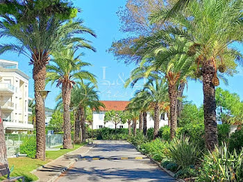 appartement à Cannes la bocca (06)