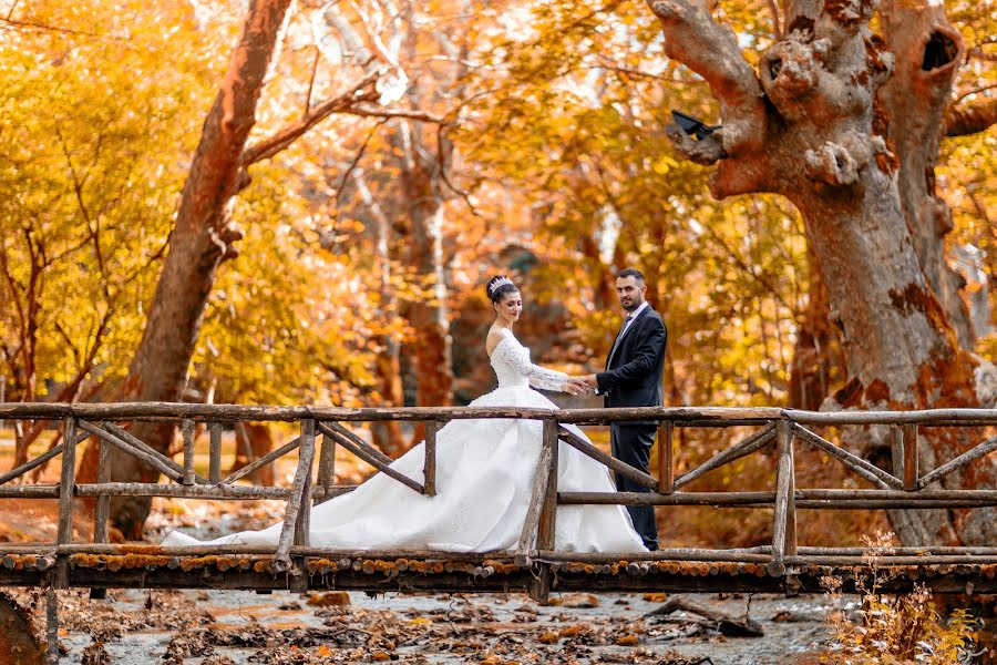 Fotografo di matrimoni George Mouratidis (mouratidis). Foto del 15 novembre 2023