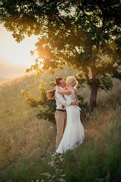 Wedding photographer Anna Kolmakova (anutakolmakova). Photo of 29 May 2017