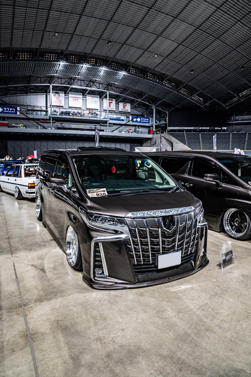 アルファードのアルファード30後期・BBS LM・2023ベストショット9月・EZOistJAPAN・EZOist JAPAN 2023に関するカスタム事例の投稿画像3枚目