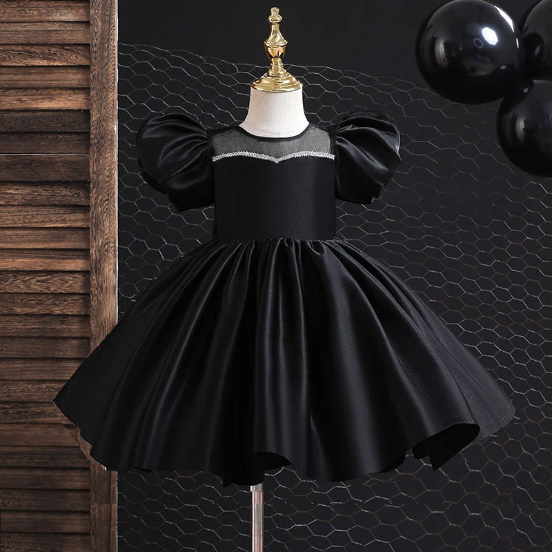 Prinsessenjurk met strik voor eenjarig meisje, ideaal voor speciale gelegenheden. Stijlvol en comfortabel design, perfect voor jouw kleine prinses.