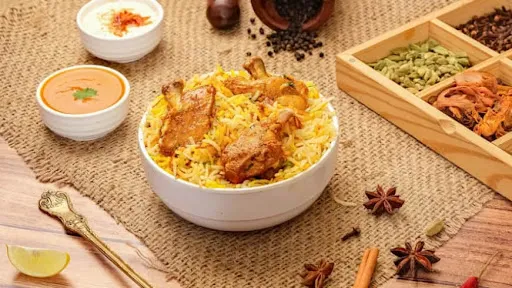 Classic Chicken Biryani (With Bone)