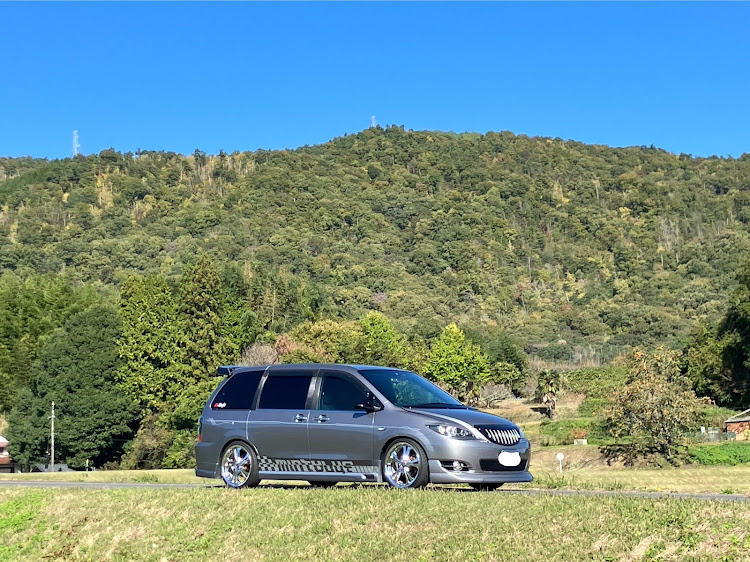 MPVのMPV・紅葉・紅葉と愛車・ドライブに関するカスタム事例の投稿画像1枚目
