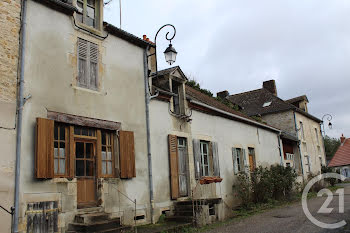 maison à Azy-le-Vif (58)