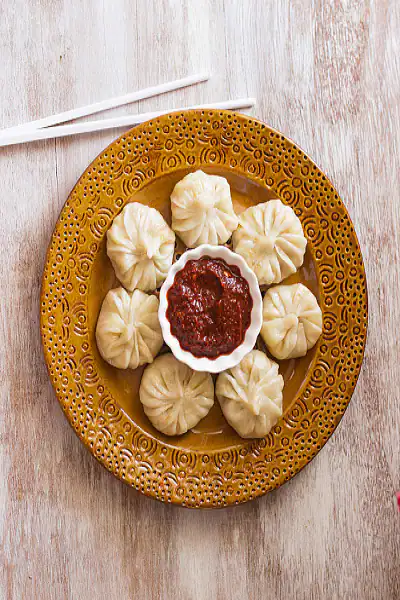 Classic Steamed Veg Momo (8 Pcs)