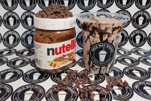 Choco Chip Nutella Milkshake [350 Ml, Serves 1]