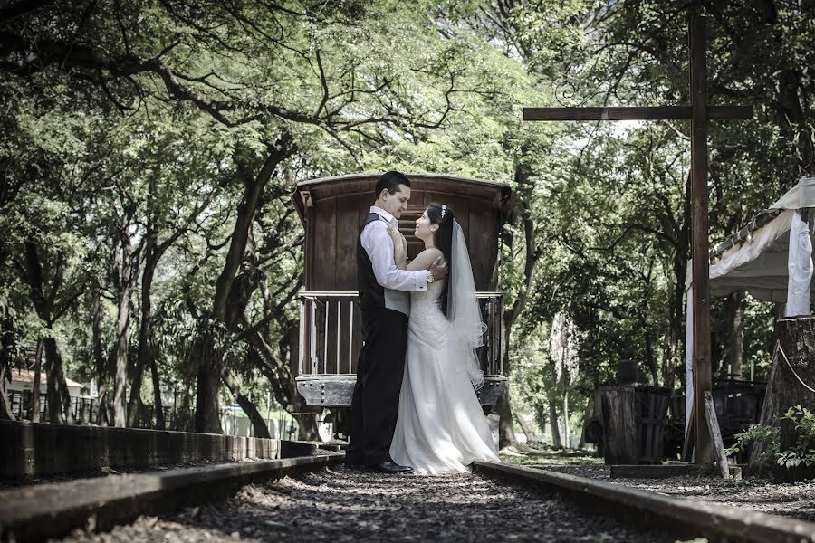 Fotógrafo de bodas Olaf Morros (olafmorros). Foto del 6 de abril 2017