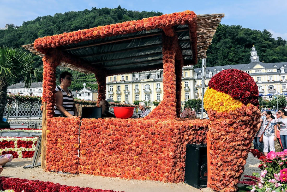 Парад цветов Blumencorso в Бад Эмсе - август 2017