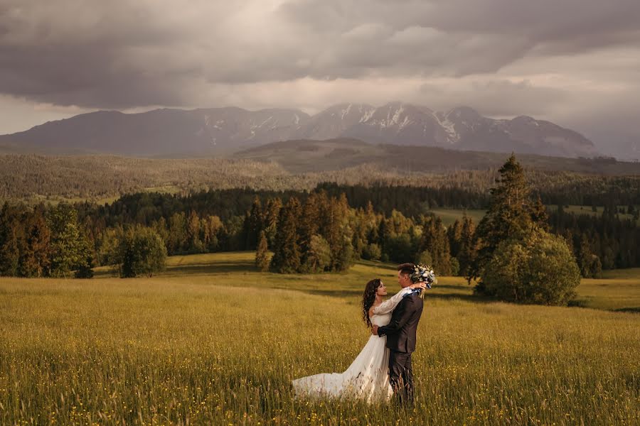 Fotógrafo de casamento Kamil Turek (kamilturek). Foto de 22 de abril 2022