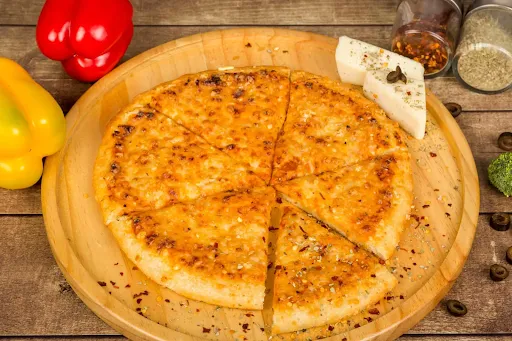 Tandoori Cheese Pizza