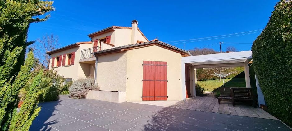 Vente villa 5 pièces 142 m² à Mirefleurs (63730), 435 000 €