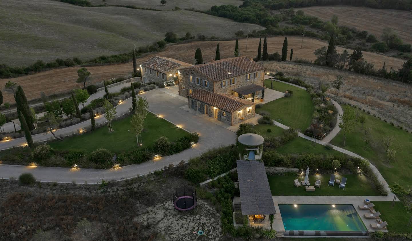 House with pool Castel del Piano