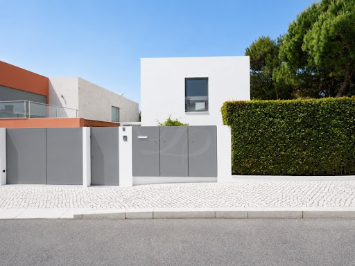 House 3