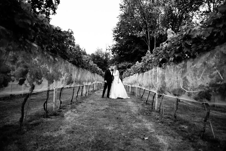 Fotógrafo de casamento Slawa Smagin (avantwed). Foto de 12 de dezembro 2022