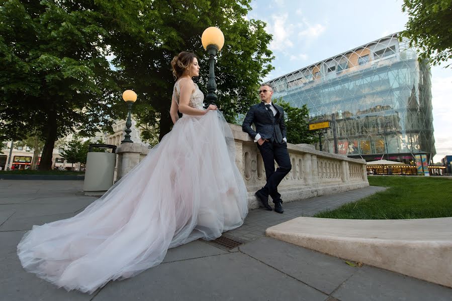 Huwelijksfotograaf Bence Pányoki (panyokibence). Foto van 18 mei 2023