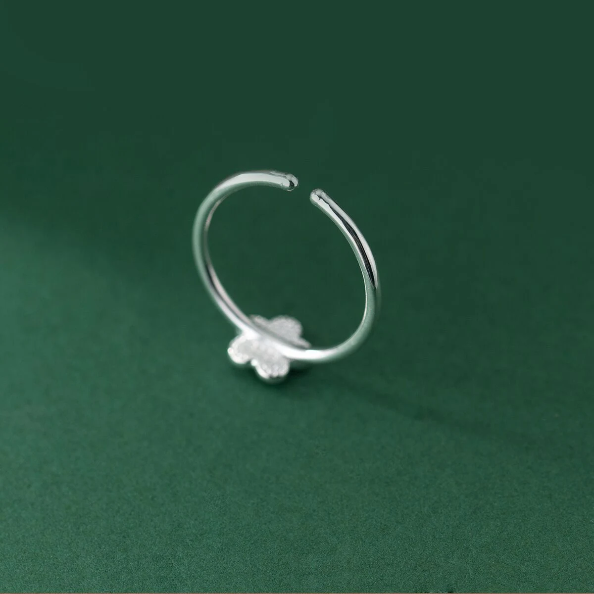 Title 3, Anillos con Plumeria Rubra en Epoxy