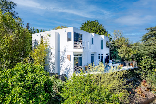 House 3