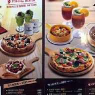 堤諾比薩  Tino's Pizza Cafe