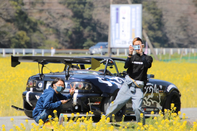 ロードスターの菜乃花畑に群がる蜜蜂🐝・ロードスターの輪に感謝・ぐるねこプチオフ・ラーメンオフ会・みんな姫路に遊びに来てね🤗に関するカスタム事例の投稿画像14枚目