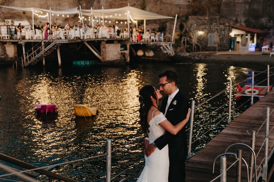 Fotografo di matrimoni Leonilda Iacono (vivafotografie). Foto del 12 agosto 2021