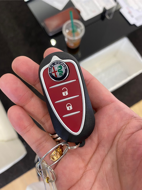 4Cの4C・納車に関するカスタム事例の投稿画像5枚目