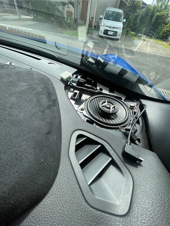 BRZの新型BRZ・フロントスピーカー交換・ZD8・カロッツェリアに関するカスタム事例の投稿画像4枚目