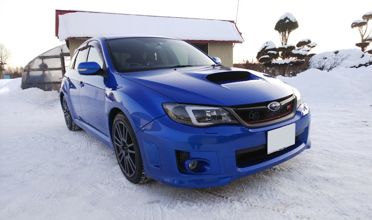 インプレッサ WRX STIの退院しました・フォグランプ交換・ナビ更新・エンジンスターター・洗車に関するカスタム事例の投稿画像1枚目