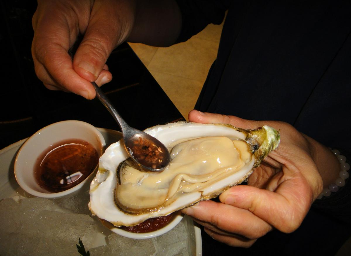 【美食】「Oxi oyster & wine live ho