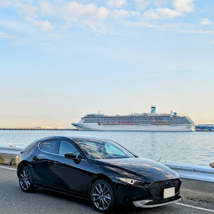 MAZDA3