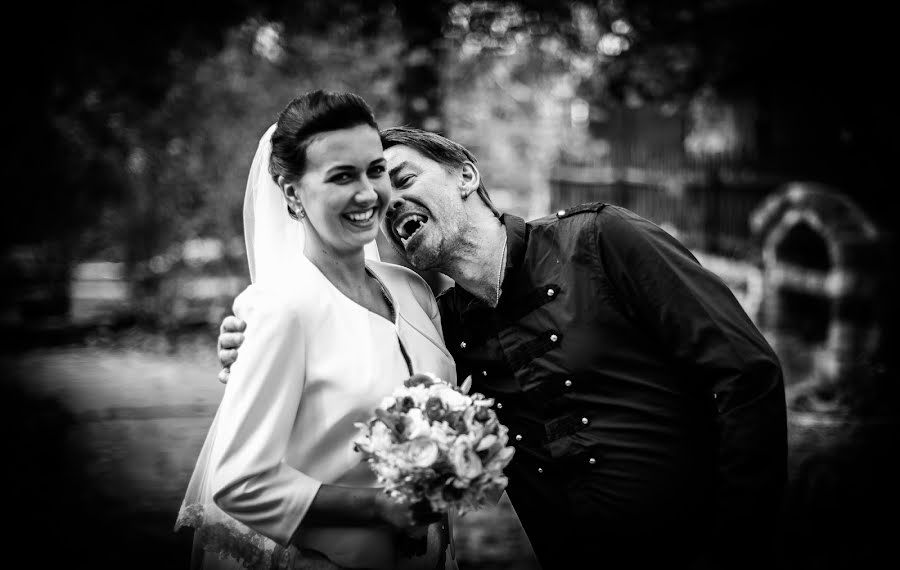 Wedding photographer Cata Bobes (catabobes). Photo of 28 November 2016