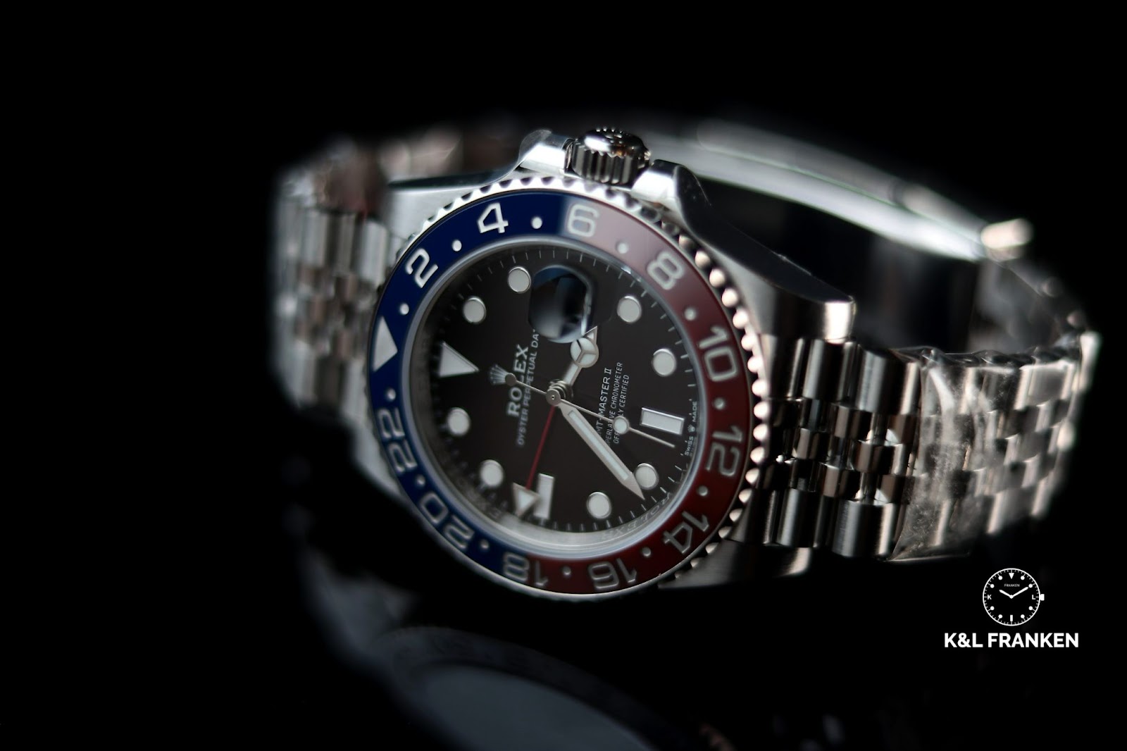 Đồng Hồ Rolex GMT Master II Pepsi - Thể Hiện Bản Lĩnh Phái Mạnh